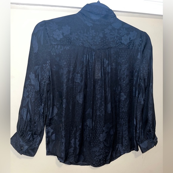 Banana Republic Textured Tie-neck blouse XXS Petite - Picture 5 of 6